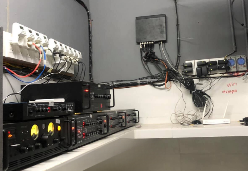 Hướng dẫn cách chọn mua Amply nhà yến chuẩn nhất