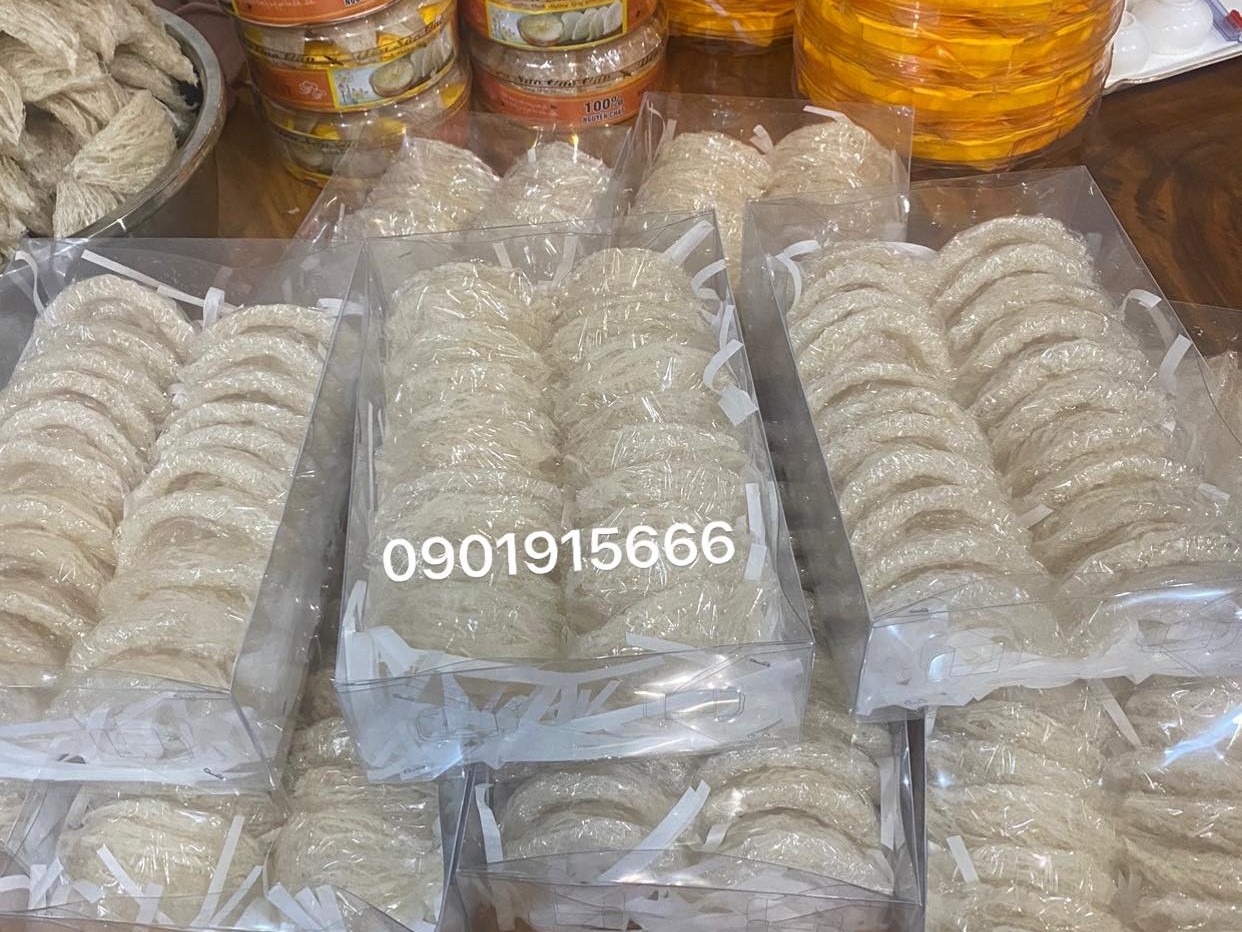 Ngửi mùi tổ yến